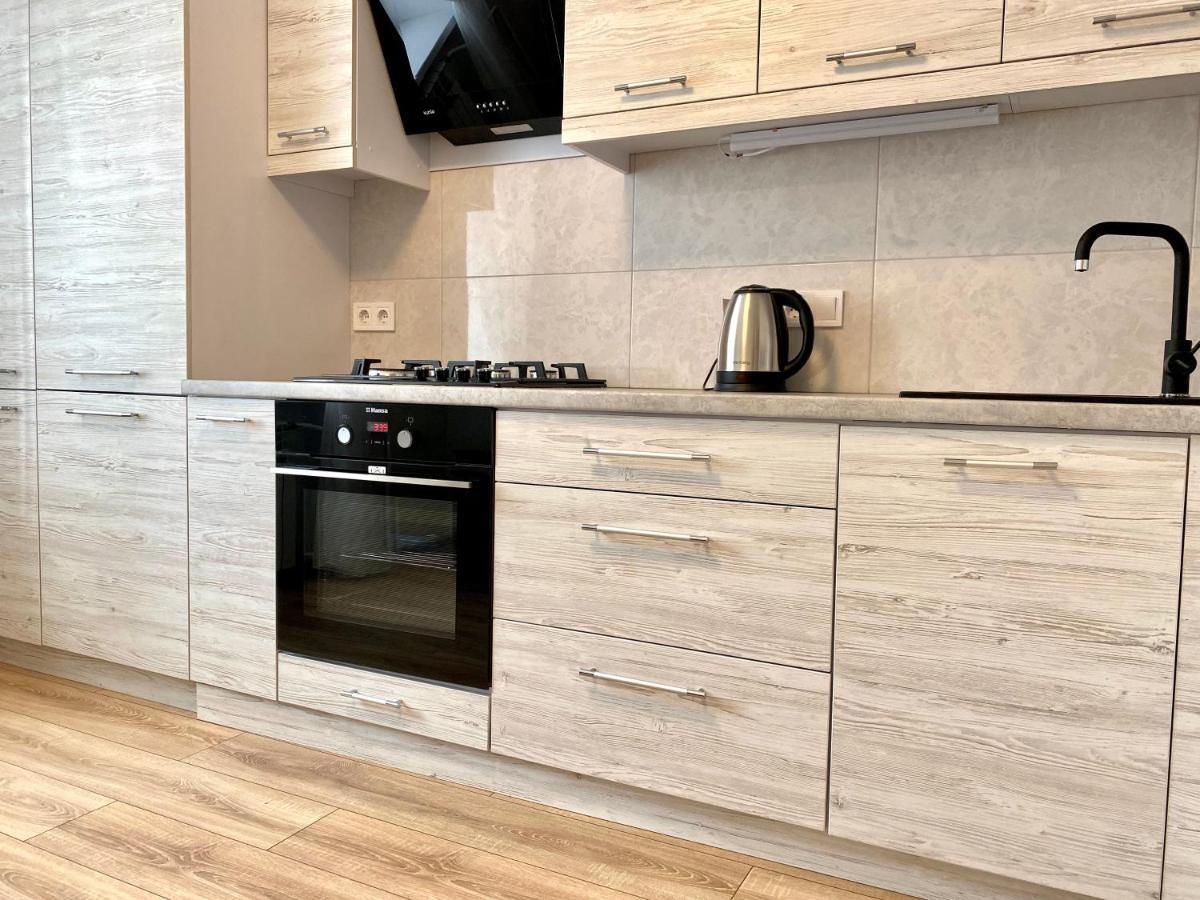 Apartpoltava: Fresh Two-Room Apartment in New Building near Independence Square Exterior photo